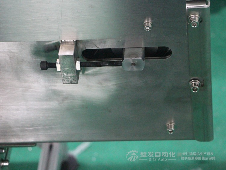 帶擋邊不銹鋼鏈板輸送機 帶擋邊不銹鋼鏈板輸送機