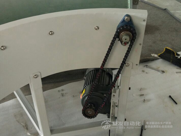 90度皮帶轉(zhuǎn)彎機(jī) 90度皮帶轉(zhuǎn)彎機(jī)