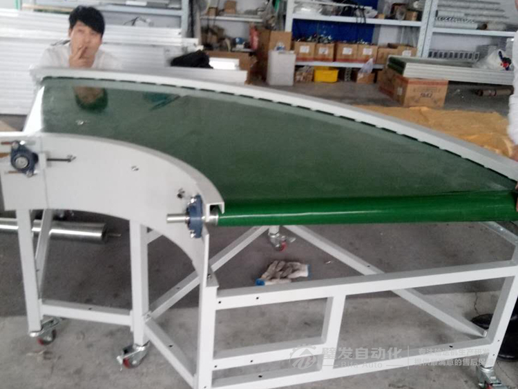 90度轉(zhuǎn)彎輸送機 90度轉(zhuǎn)彎輸送機