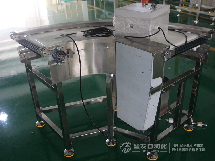 整機(jī)不銹鋼白色食品級(jí)皮帶90度轉(zhuǎn)彎機(jī) 整機(jī)不銹鋼白色食品級(jí)皮帶90度轉(zhuǎn)彎機(jī)