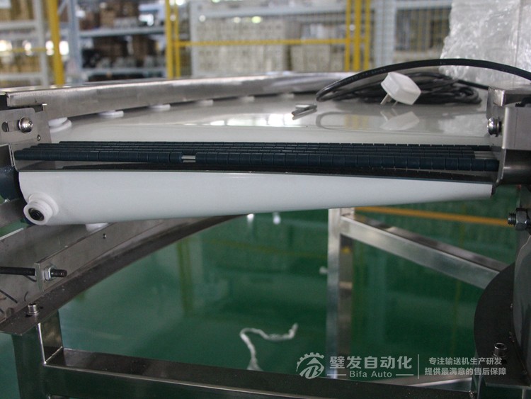 整機(jī)不銹鋼白色食品級(jí)皮帶90度轉(zhuǎn)彎機(jī) 整機(jī)不銹鋼白色食品級(jí)皮帶90度轉(zhuǎn)彎機(jī)